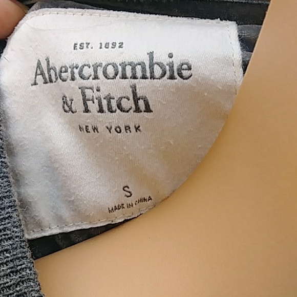 Abercrombie - Picture 5 of 7